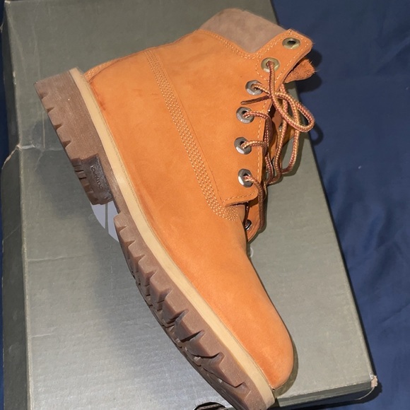 Timberland Boots - Picture 5 of 8